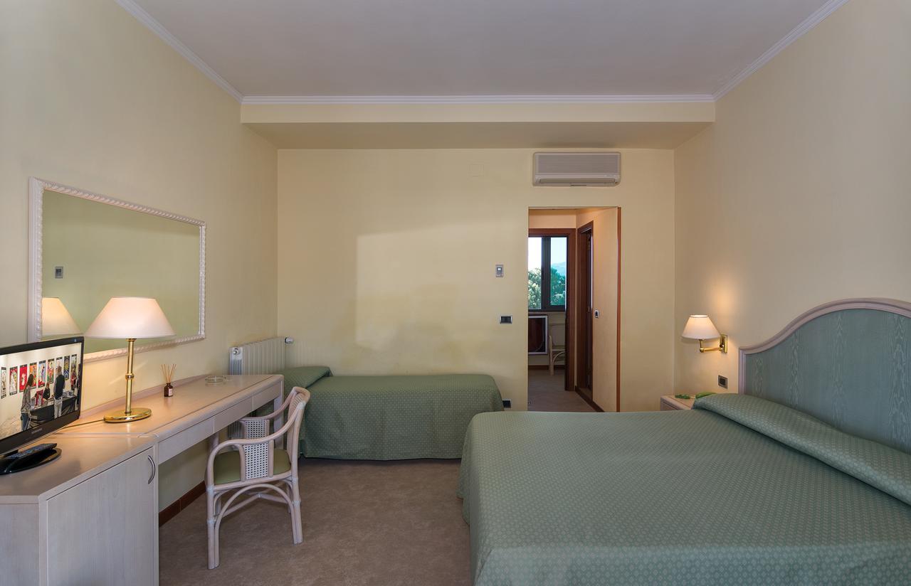 Hotel Siesta ลิโด ดิ กามาโยเร ภายนอก รูปภาพ